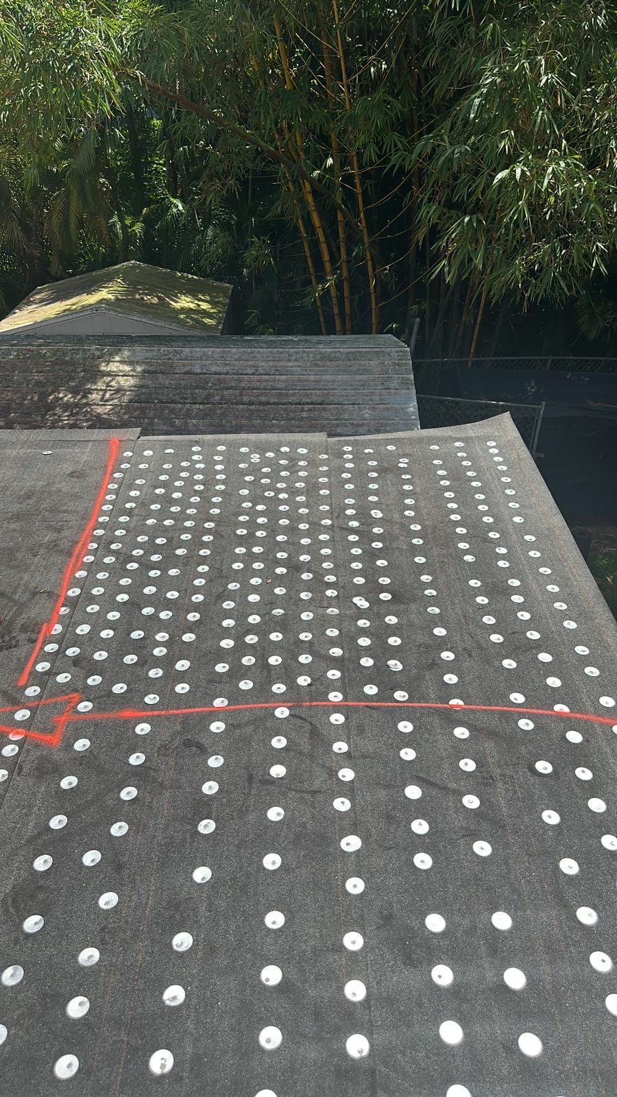 Residential flat roof fastening pattern detail